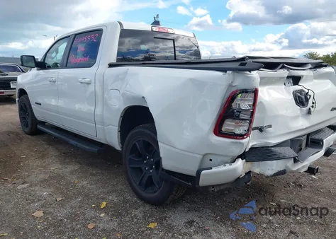 2021 Ram 1500 Big Horn 4X4 5'7 Box z USA, uszkodzony, nr VIN 1C6SRFFT0MN598156